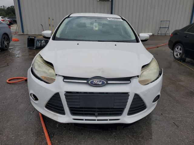 1FADP3K20DL225252 - 2013 FORD FOCUS SE WHITE photo 5