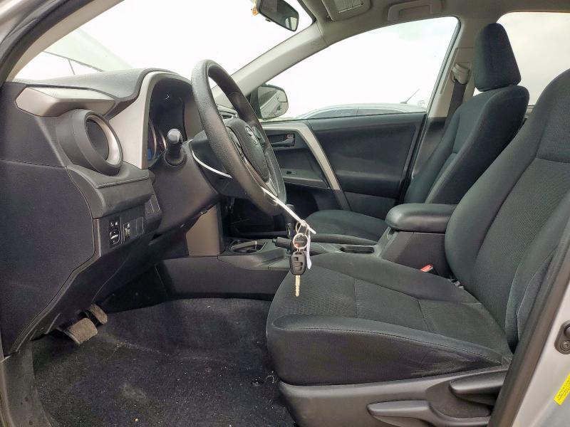 2T3ZFREV4GW282261 - 2016 TOYOTA RAV4 LE SILVER photo 7