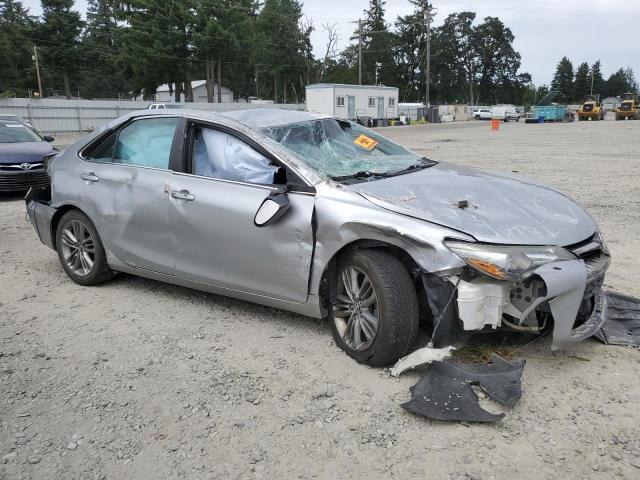 4T1BF1FK5FU056213 - 2015 TOYOTA CAMRY LE SILVER photo 4