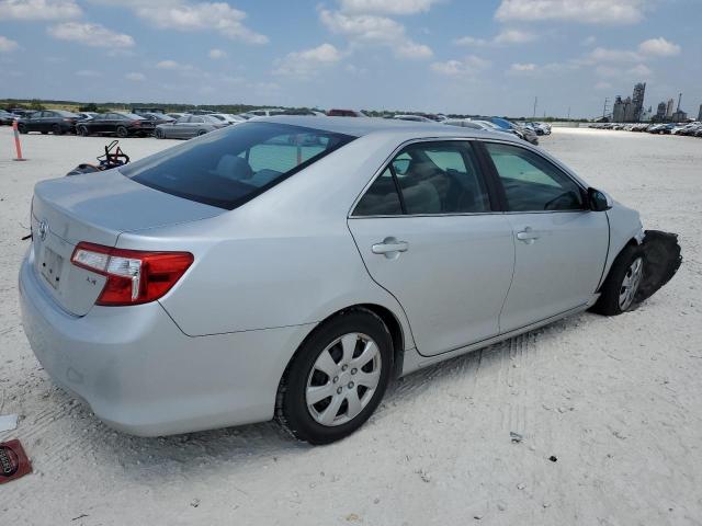 4T1BF1FK8EU402303 - 2014 TOYOTA CAMRY L SILVER photo 3