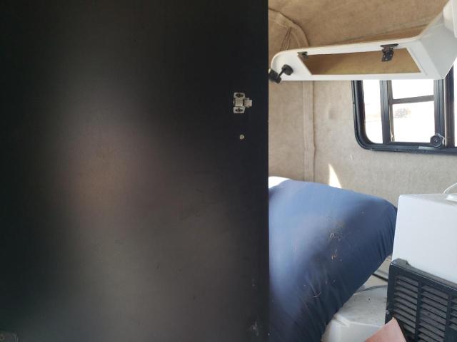 1S7R13107J1822245 - 2018 SPIL 13DLB WHITE photo 7