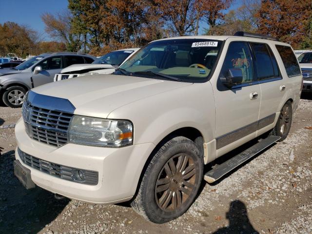 5LMFU28597LJ08628 - 2007 LINCOLN NAVIGATOR თეთრი ფოტო 2