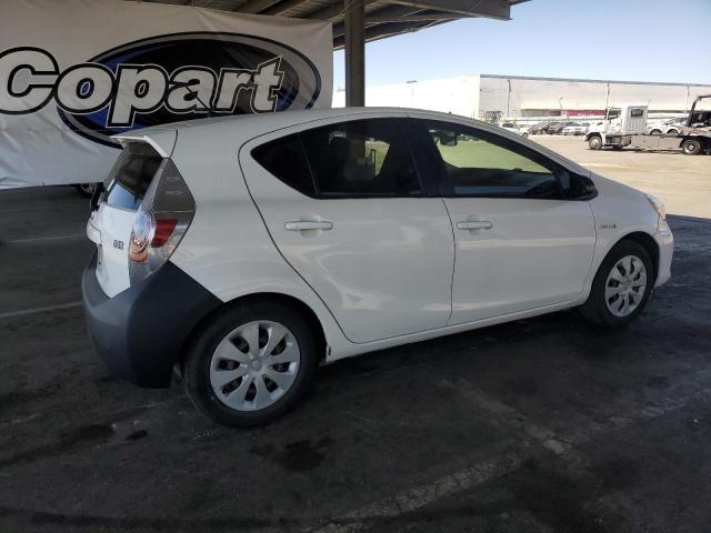 JTDKDTB3XD1555902 - 2013 TOYOTA PRIUS C WHITE photo 3