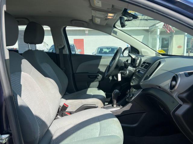 1G1JA6SG8F4141908 - 2015 CHEVROLET SONIC LS BLUE photo 5