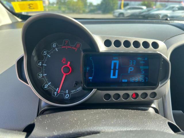 1G1JA6SG8F4141908 - 2015 CHEVROLET SONIC LS BLUE photo 8