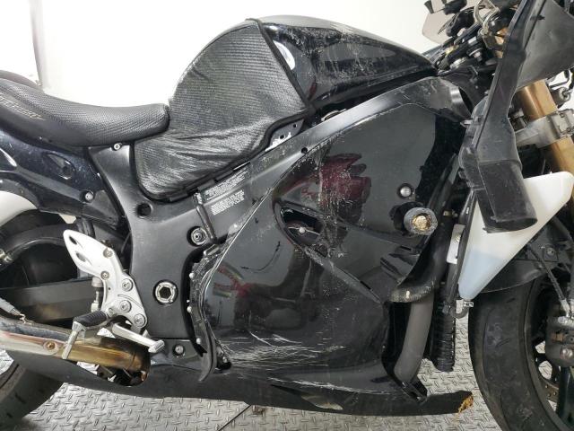 JS1GX72AXB2102948 - 2011 SUZUKI GSX1300 R BLACK photo 5