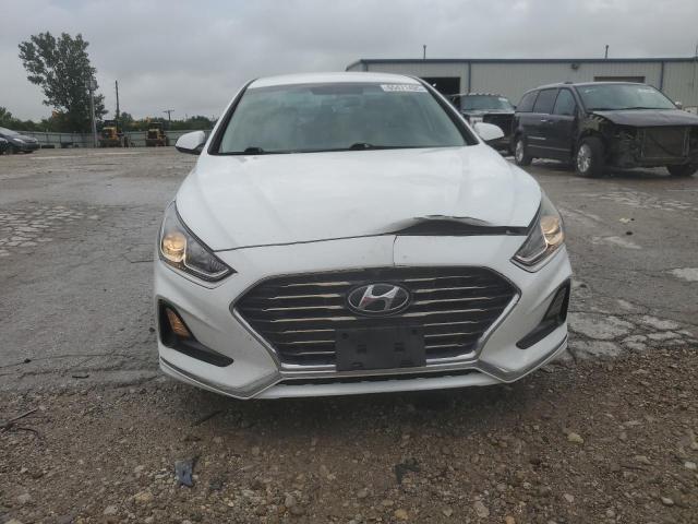 5NPE24AF5JH614461 - 2018 HYUNDAI SONATA SE أبيض صورة 5