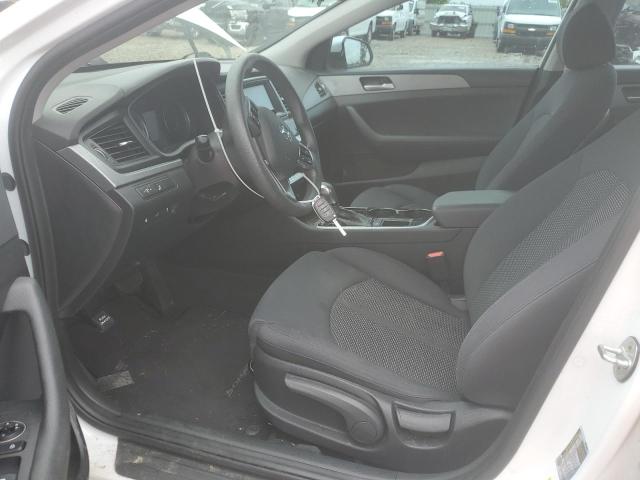 5NPE24AF5JH614461 - 2018 HYUNDAI SONATA SE أبيض صورة 7