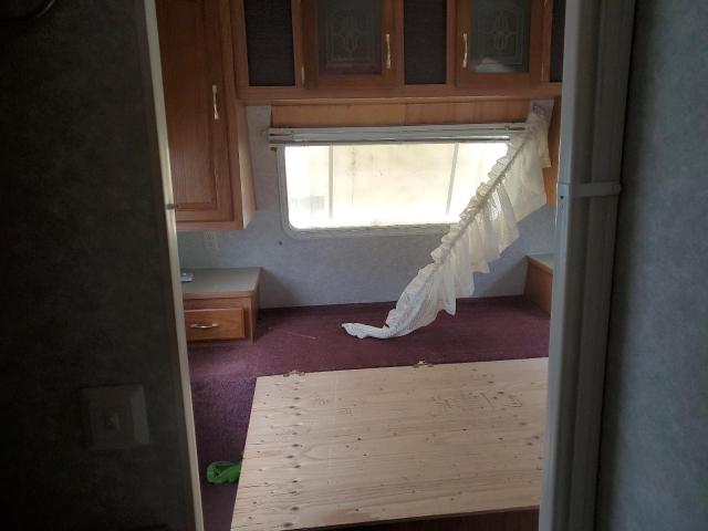 4YDT2492111020558 - 2001 KEYSTONE SPRINTER თეთრი ფოტო 5