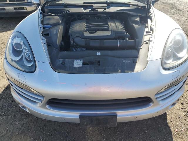 WP1AA2A25BLA07166 - 2011 PORSCHE CAYENNE SILVER photo 12