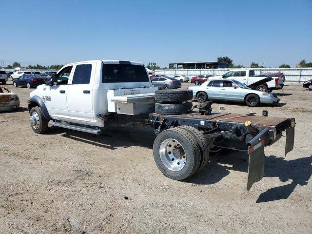 3C7WRKFL2GG139469 - 2016 RAM 4500 WHITE photo 2