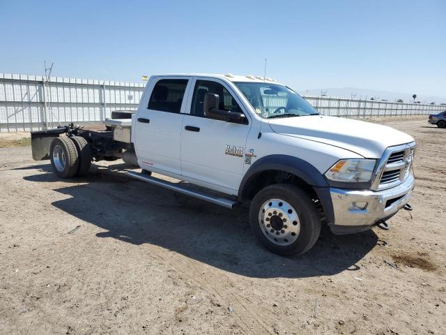 3C7WRKFL2GG139469 - 2016 RAM 4500 WHITE photo 4