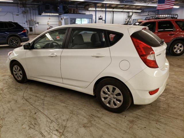 KMHCT5AE2HU315023 - 2017 HYUNDAI ACCENT SE WHITE photo 2