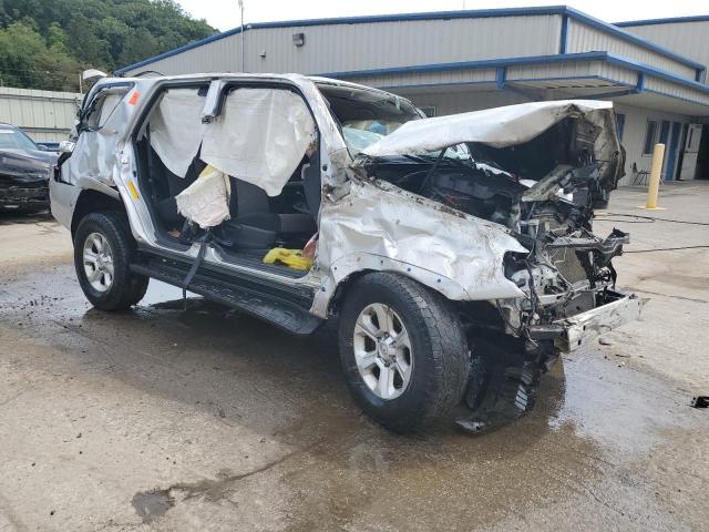 JTEBU5JR2J5526993 - 2018 TOYOTA 4RUNNER SR5/SR5 PREMIUM 银色 照片 4