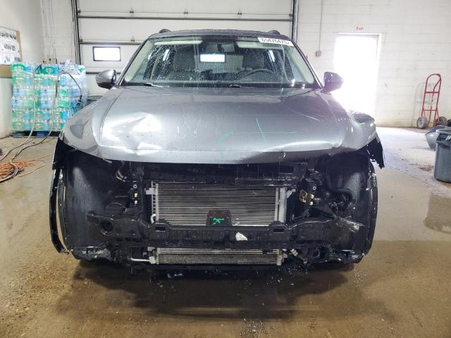 3VV0B7AX7JM157183 - 2018 VOLKSWAGEN TIGUAN S 银色 照片 5