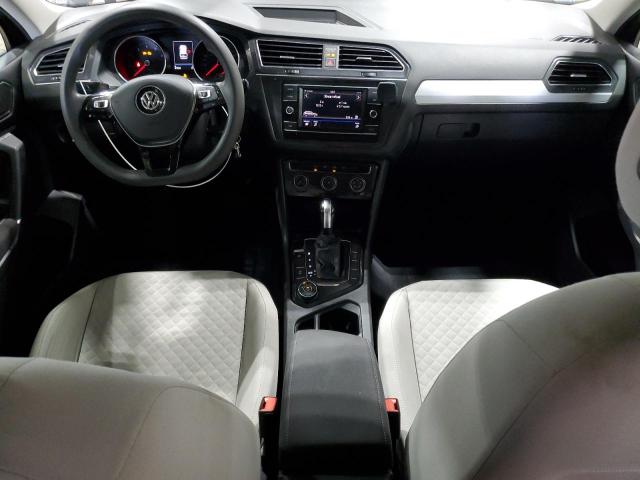 3VV0B7AX7JM157183 - 2018 VOLKSWAGEN TIGUAN S 银色 照片 8