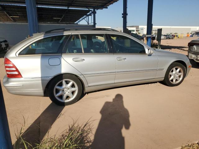 WDBRH61J64F464874 - 2004 MERCEDES-BENZ C 240 SPORTWAGON SILVER photo 3