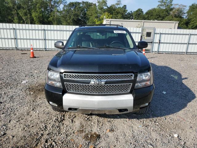 3GNTKFE32BG104170 - 2011 CHEVROLET AVALANCHE LT BLACK photo 5