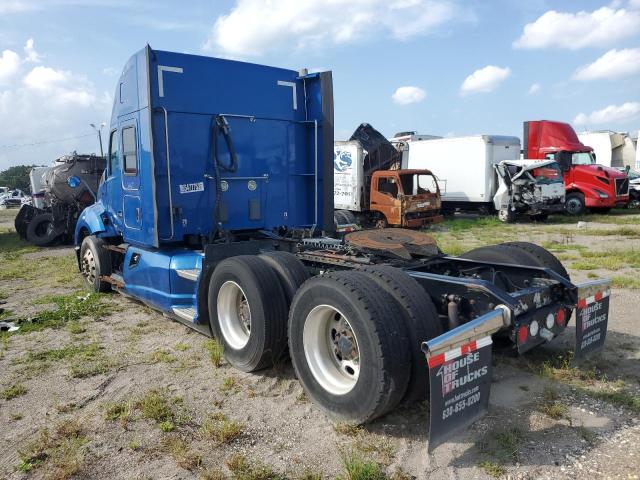 1XKYD49X9FJ443950 - 2015 KENWORTH CONSTRUCTI T680 BLUE photo 3