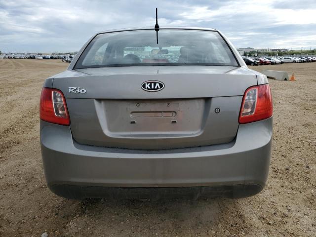 KNADH4B3XB6725756 - 2011 KIA RIO BASE GRAY photo 6