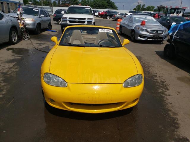 JM1NB353510203536 - 2001 MAZDA MX-5 MIATA BASE YELLOW photo 5
