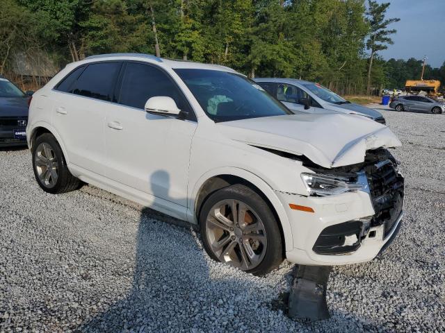 WA1HCCFS2HR003486 - 2017 AUDI Q3 PREMIUM PLUS WHITE photo 4