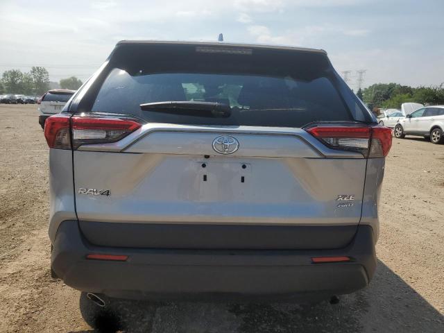 2T3P1RFV3RW460524 - 2024 TOYOTA RAV4 XLE SILVER photo 6