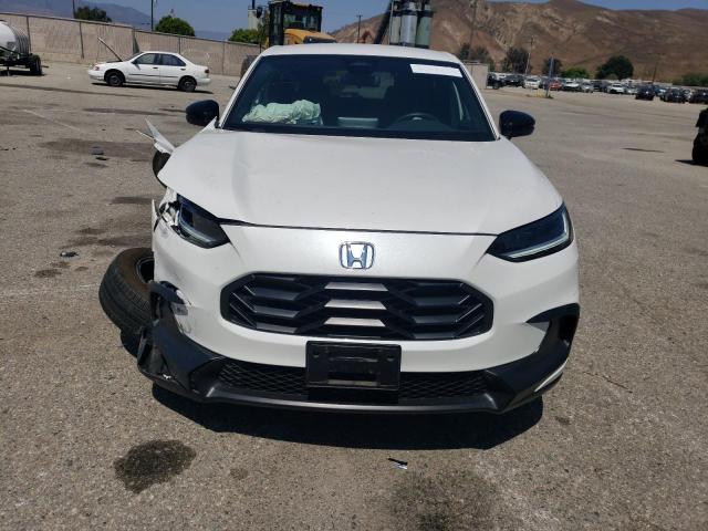 3CZRZ1H51RM744066 - 2024 HONDA HR-V SPORT WHITE photo 5