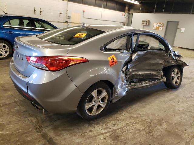 KMHDH6AE0DU009332 - 2013 HYUNDAI ELANTRA CO GS GRAY photo 3