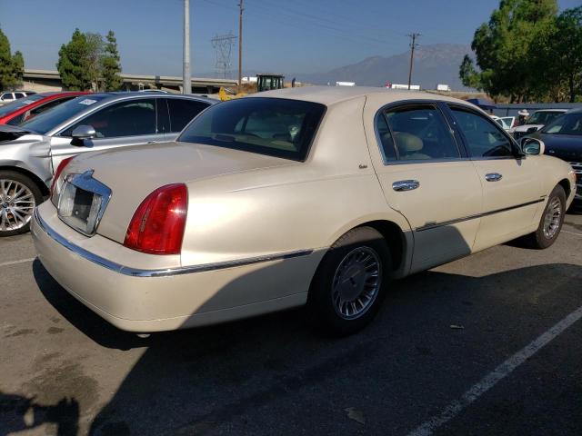 1LNHM83W9XY680204 - 1999 LINCOLN TOWN CARTIER WHITE photo 3