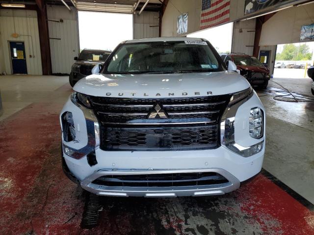 JA4J4VA83RZ064224 - 2024 MITSUBISHI OUTLANDER SE WHITE photo 5