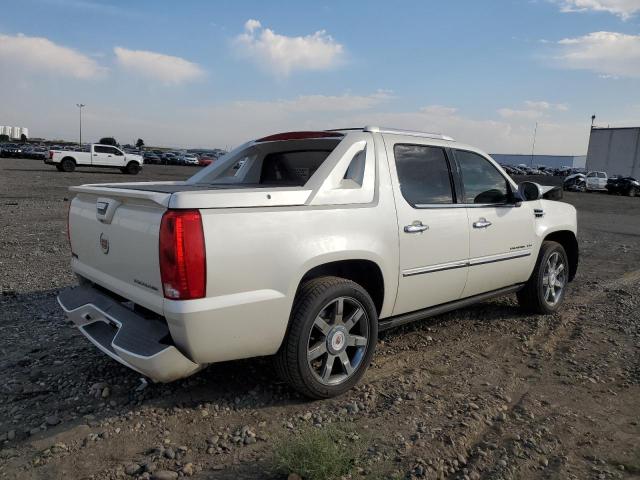 3GYT4NEF4DG356961 - 2013 CADILLAC ESCALADE EXT PREMIUM WHITE photo 3