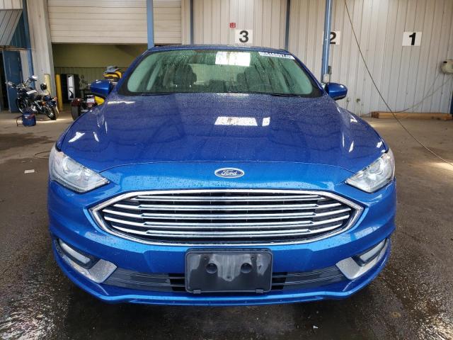 3FA6P0HD9HR382494 - 2017 FORD FUSION SE BLUE photo 5