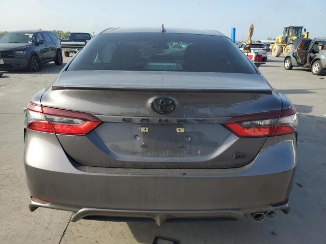 4T1G11AKXPU738355 - 2023 TOYOTA CAMRY SE NIGHT SHADE GRAY photo 6