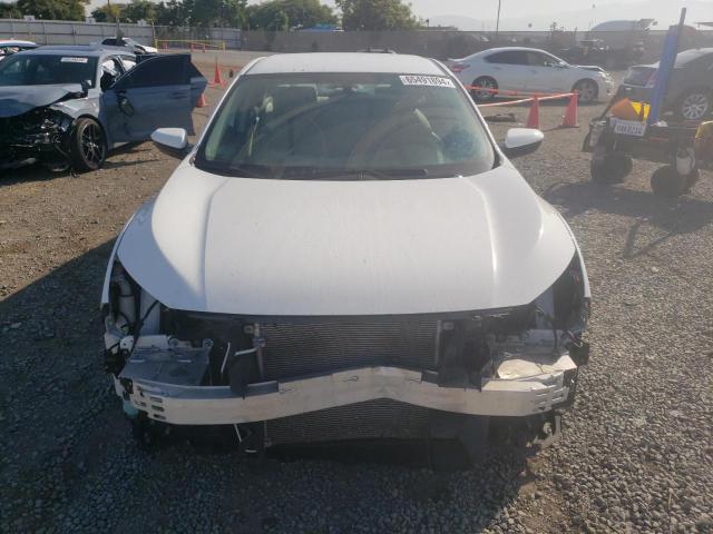 2HGFC2F58JH576966 - 2018 HONDA CIVIC LX WHITE photo 5