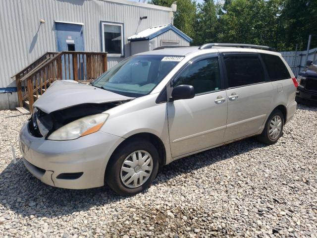2010 TOYOTA SIENNA CE, null