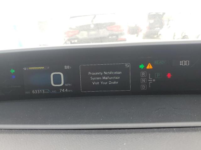 JTDKARFPXJ3090241 - 2018 TOYOTA PRIUS PRIM 银色 照片 9