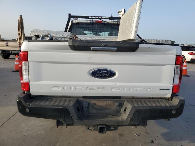 1FT7X2A66JEC68581 - 2018 FORD F250 SUPER DUTY WHITE photo 6