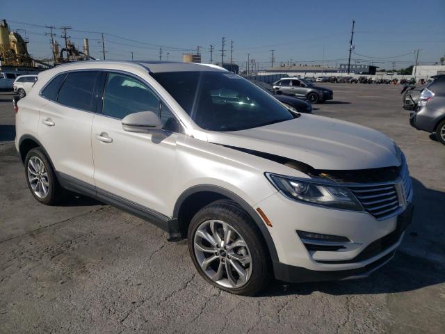 5LMCJ2C99HUL22424 - 2017 LINCOLN MKC SELECT WHITE photo 4