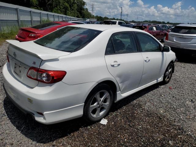 5YFBU4EE5DP106819 - 2013 TOYOTA COROLLA BASE WHITE photo 3