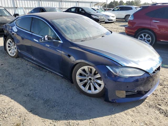 5YJSA1E22JF273899 - 2018 TESLA MODEL S BLUE photo 4