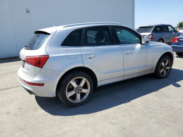 WA1WKAFP4CA022302 - 2012 AUDI Q5 PRESTIGE SILVER photo 3