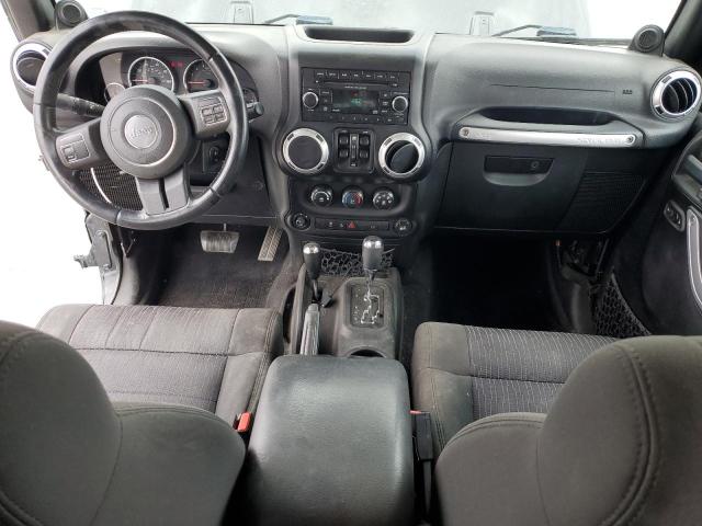 1C4BJWEG8CL217202 - 2012 JEEP WRANGLER U SAHARA BLACK photo 8