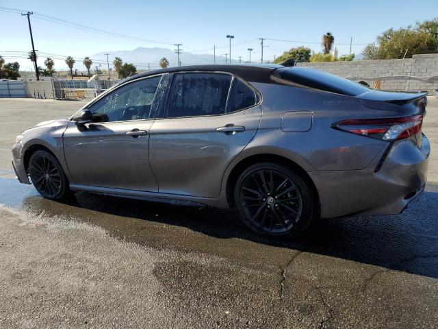 4T1K61AK4MU516272 - 2021 TOYOTA CAMRY XSE GRAY photo 2