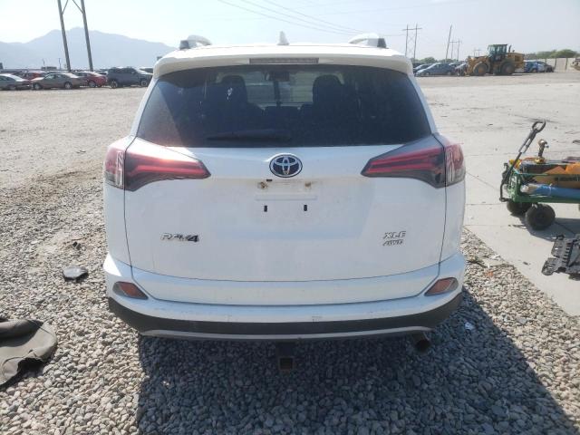 2T3RFREV1JW793773 - 2018 TOYOTA RAV4 ADVENTURE WHITE photo 6