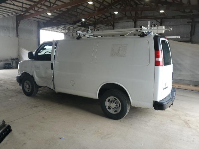 1GCWGAF78N1138774 - 2022 CHEVROLET EXPRESS G2 WHITE photo 2