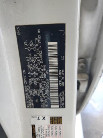 JTLKT324664062655 - 2006 TOYOTA SCION XB WHITE photo 13