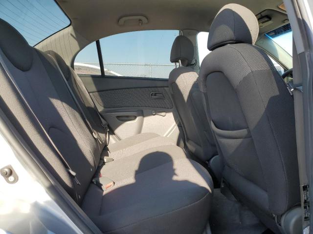 KNADE123666131100 - 2006 KIA RIO SILVER photo 10