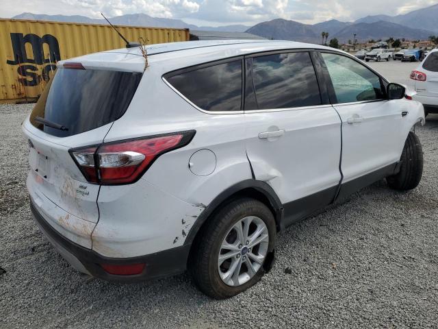 1FMCU0GD1HUE55983 - 2017 FORD ESCAPE SE WHITE photo 3