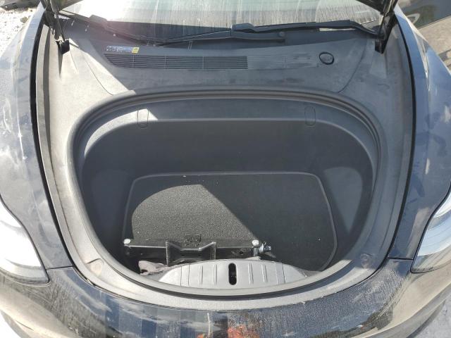 5YJ3E1EBXJF068095 - 2018 TESLA MODEL 3 BLACK photo 11